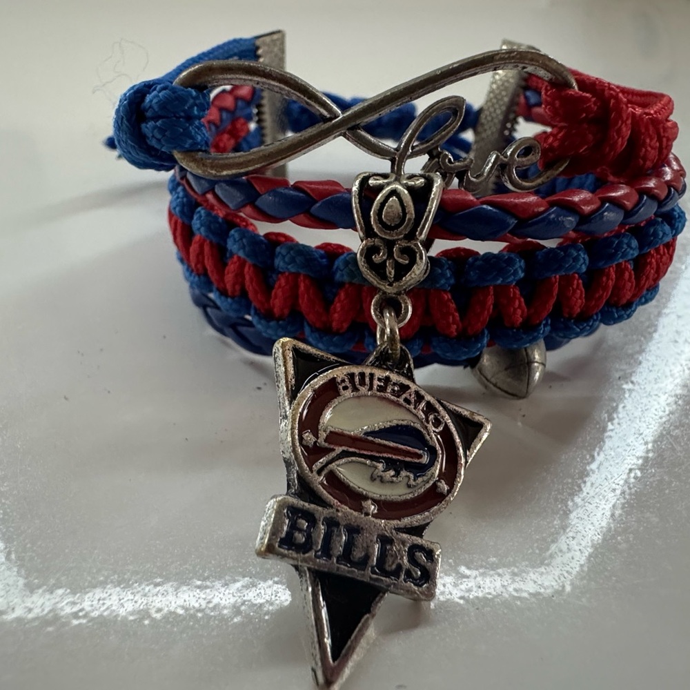 Buffalo Bills Paracord Bracelet